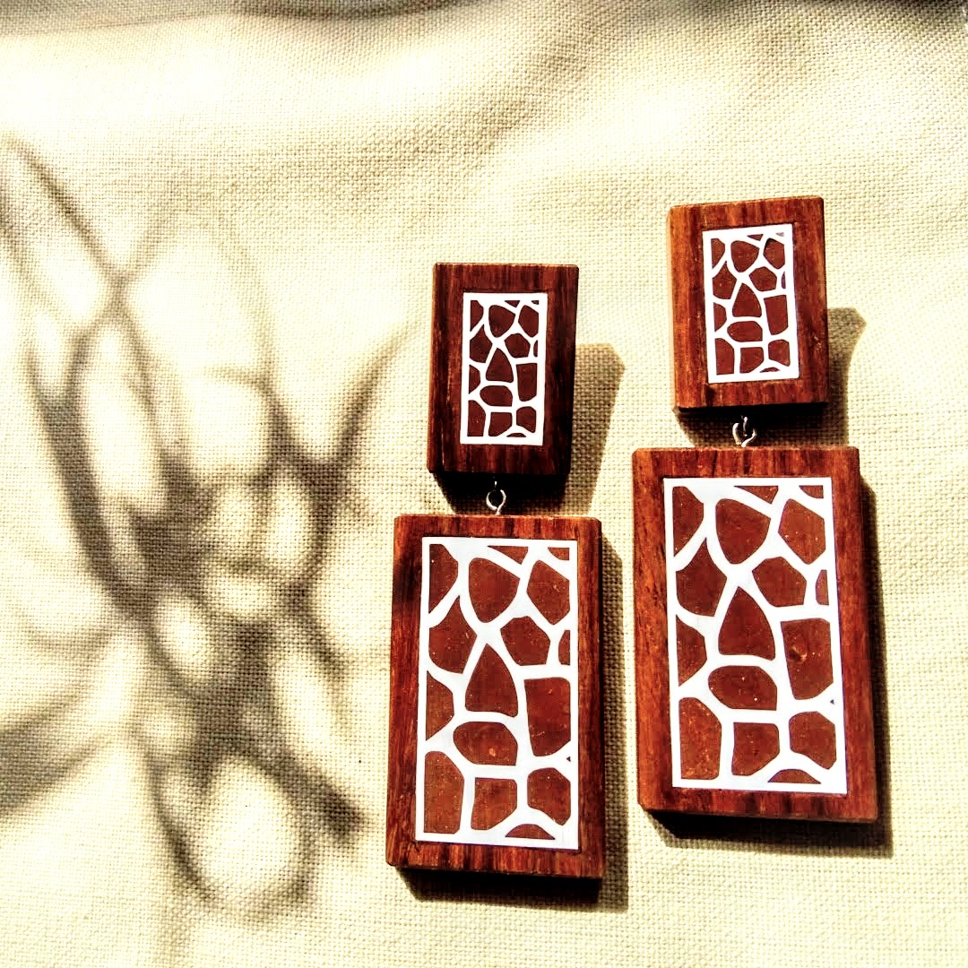 Animalia Echo Giraffe Earrings